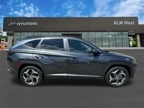 More photos of 2023 Hyundai Tucson SEL at ALM Hyundai West, GA