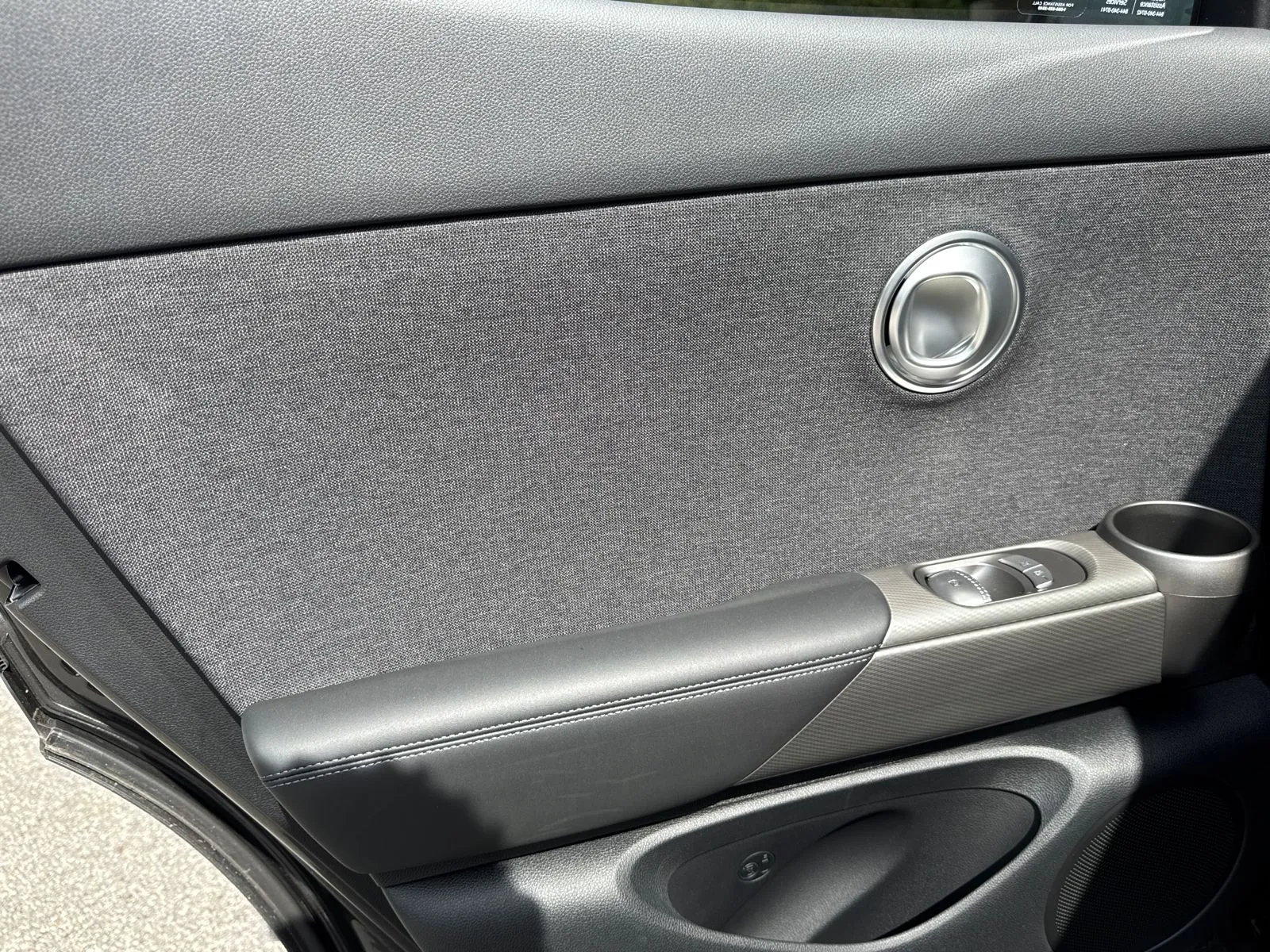 2025 GENESIS GV60 Standard - Photo 22