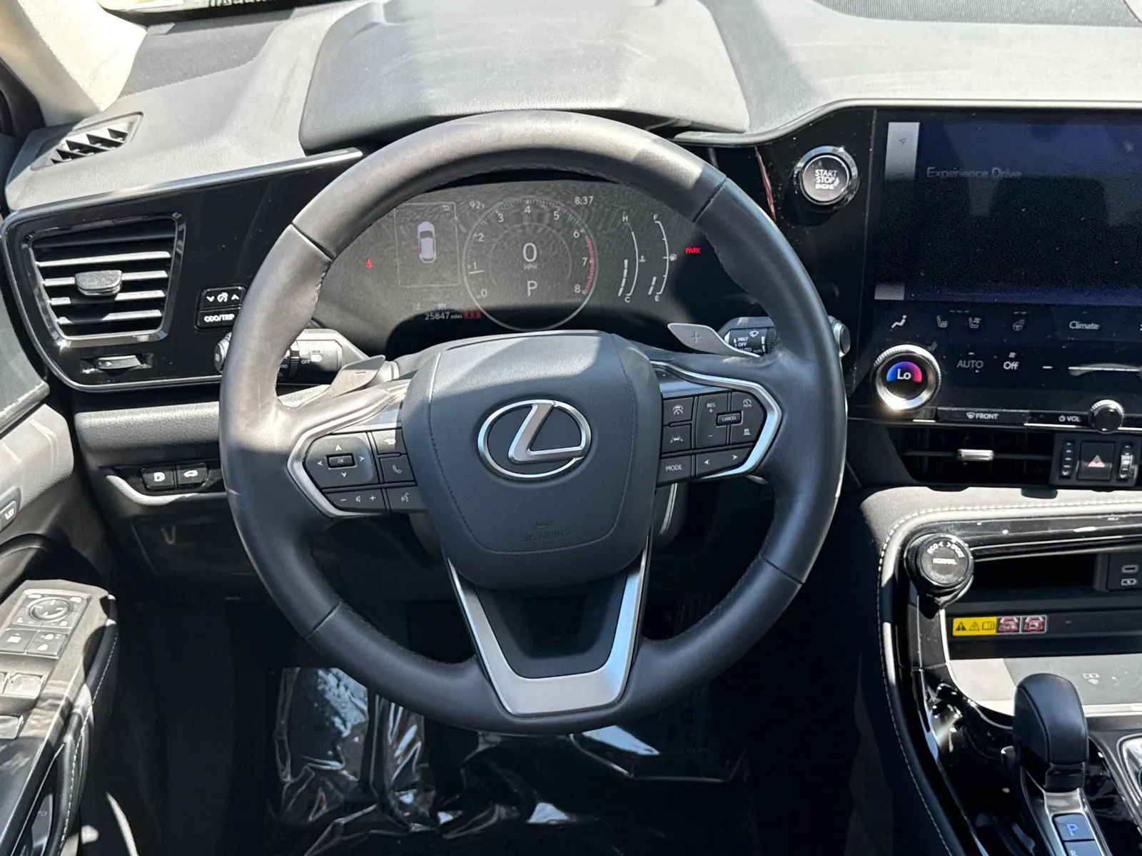 2024 Lexus NX 350 - Photo 24