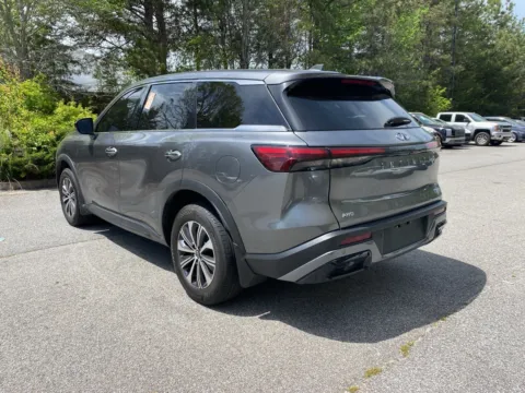 More photos of 2024 INFINITI QX60 PURE at ALM Hyundai West, GA