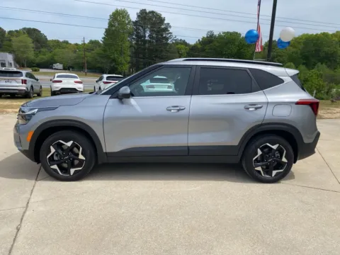 Another view of 2024 Kia Seltos EX for sale in Lithia Springs, GA at ALM Hyundai West