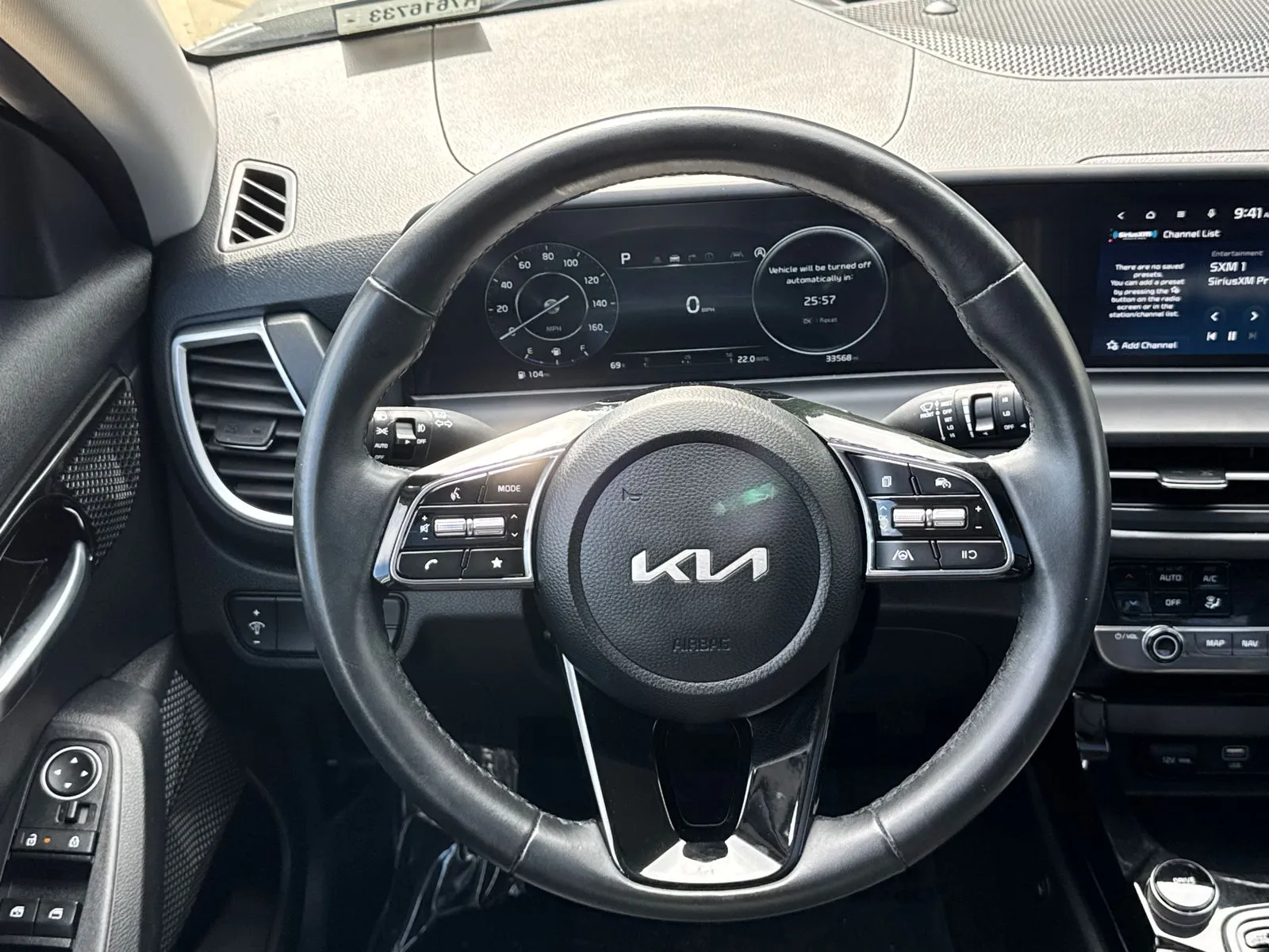 2024 Kia Seltos EX - Photo 22