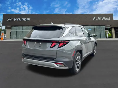 More photos of 2025 Hyundai Tucson SEL at ALM Hyundai West, GA