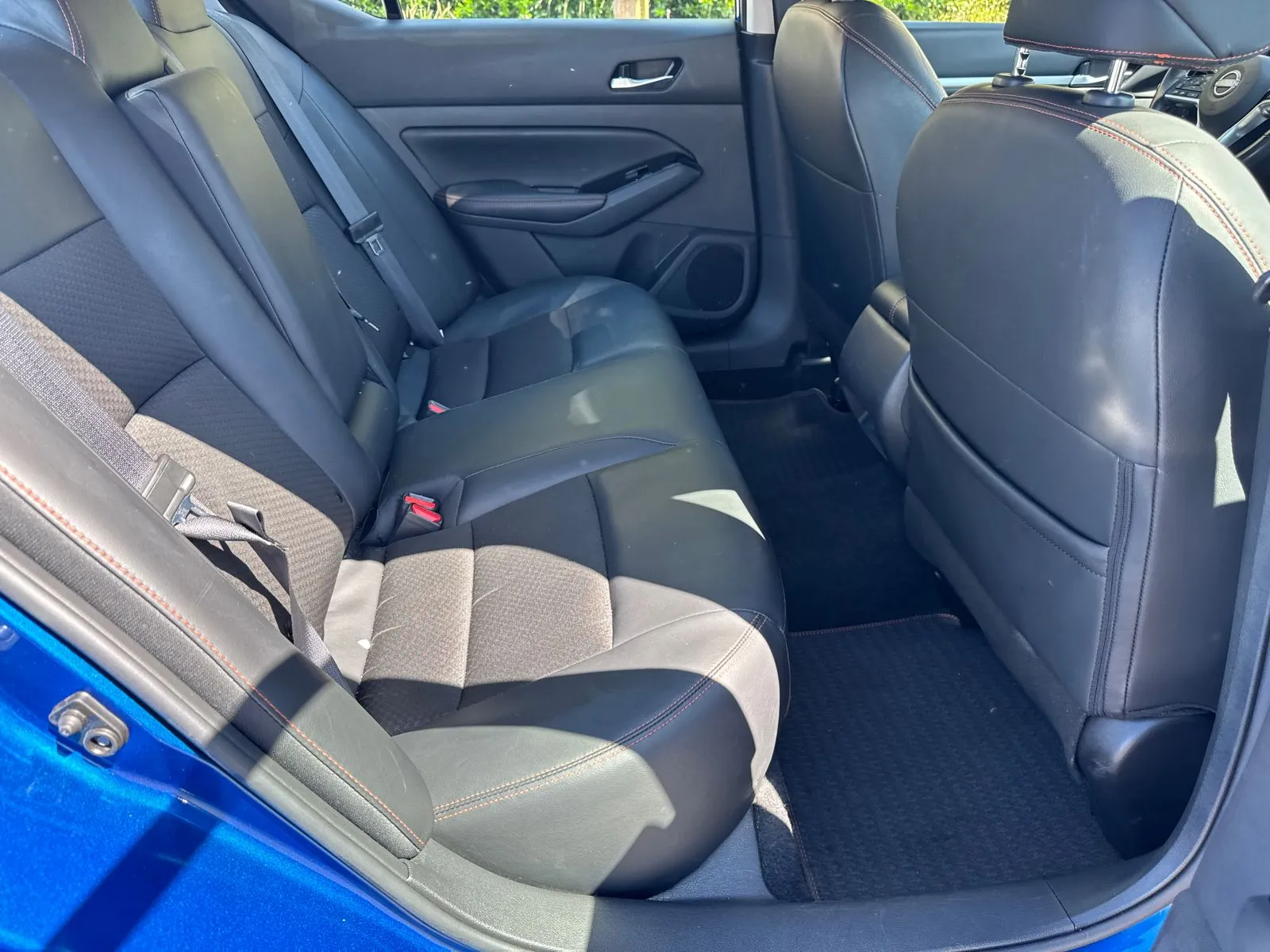 2025 Nissan Altima SR - Photo 15