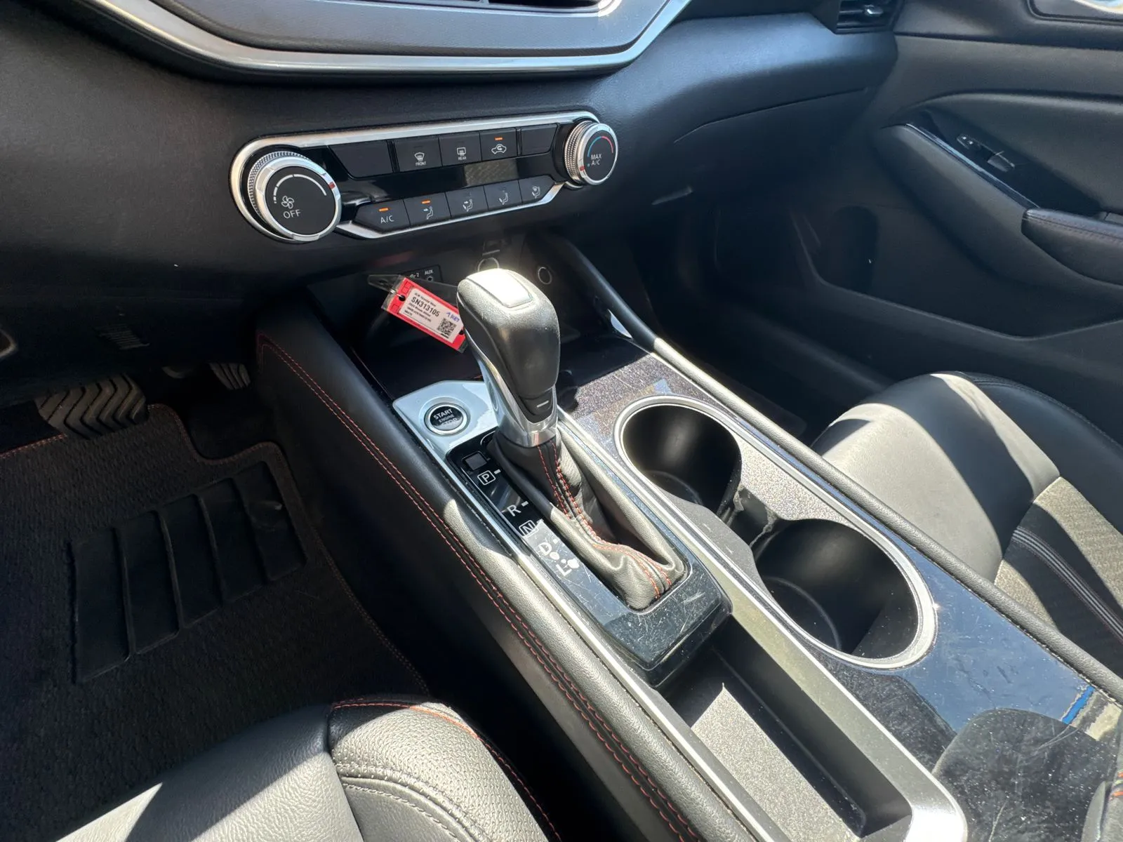 2025 Nissan Altima SR - Photo 29