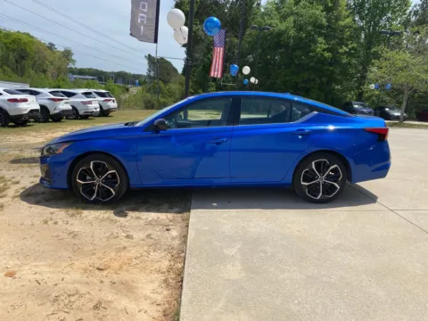 Another view of 2025 Nissan Altima 2.5 SR for sale in Lithia Springs, GA at ALM Hyundai West