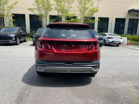 More photos of 2025 Hyundai Tucson SEL at ALM Hyundai West, GA