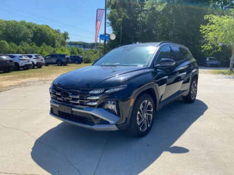 Photos of 2025 Hyundai Tucson Limited for sale in Lithia Springs, GA at ALM Hyundai West