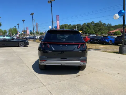 More photos of 2025 Hyundai Tucson Limited at ALM Hyundai West, GA