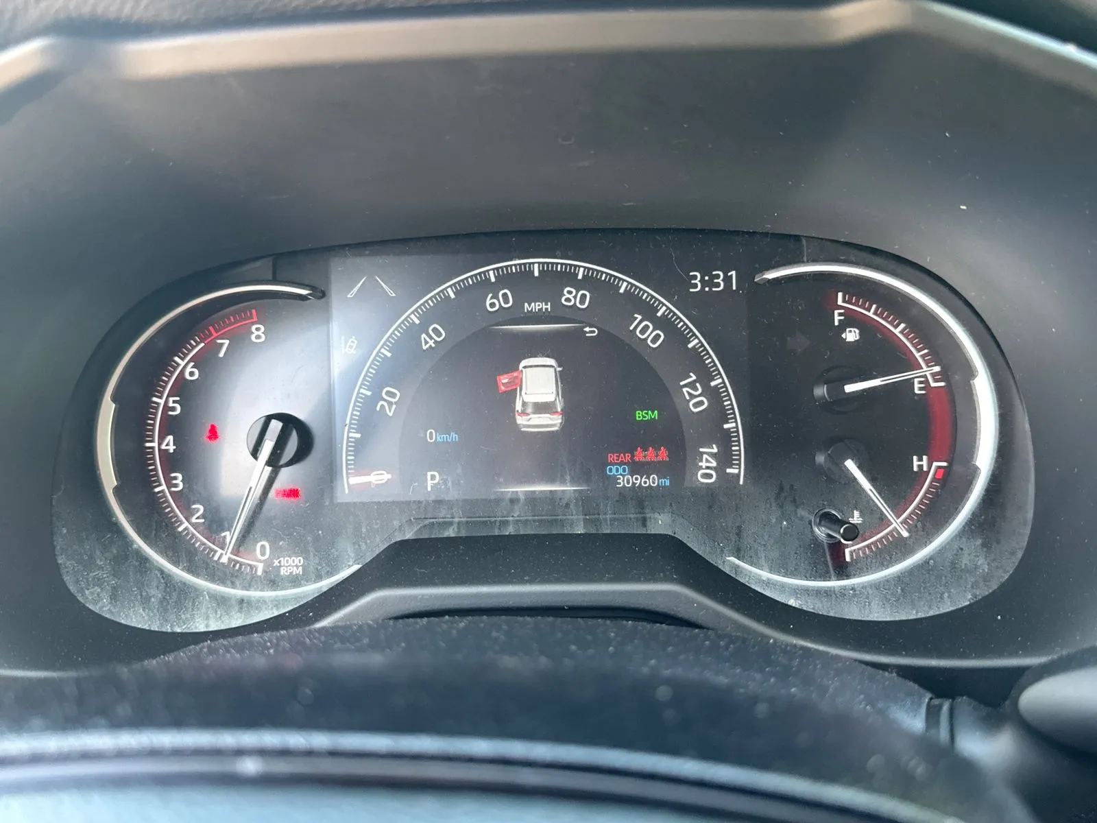 2025 Toyota RAV4 LE - Photo 26