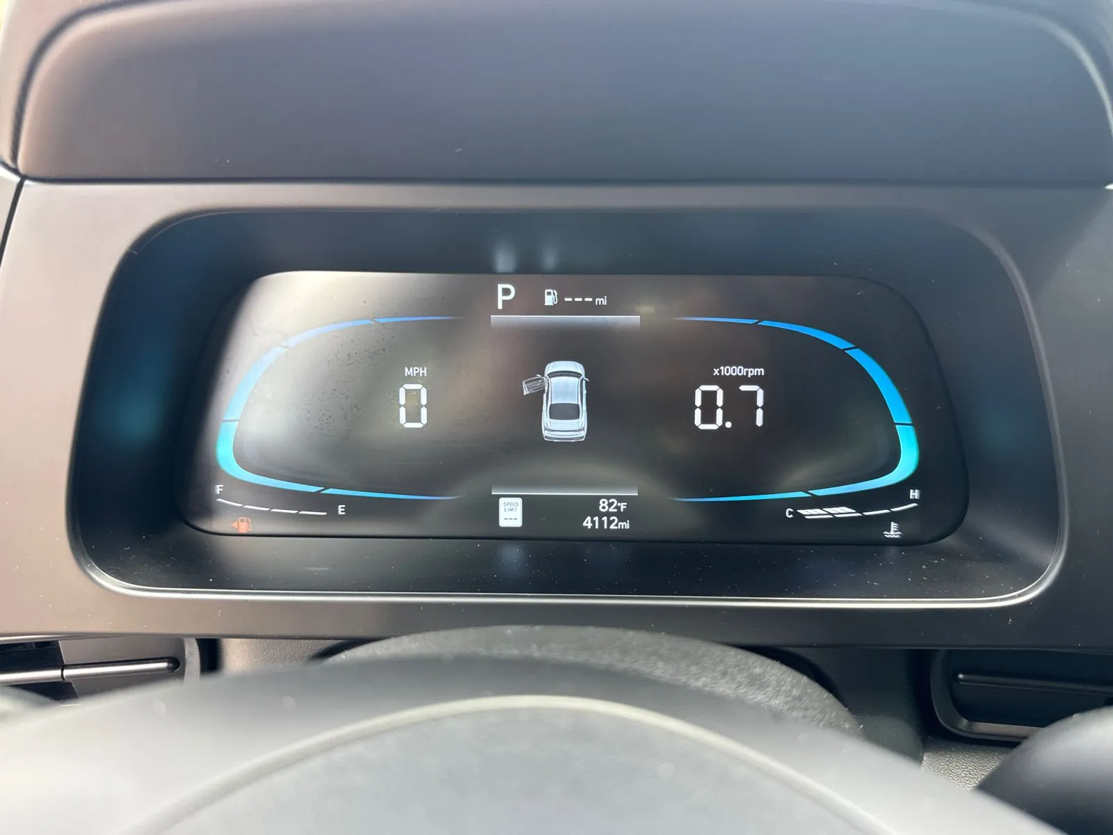 2025 Hyundai Elantra SEL - Photo 27
