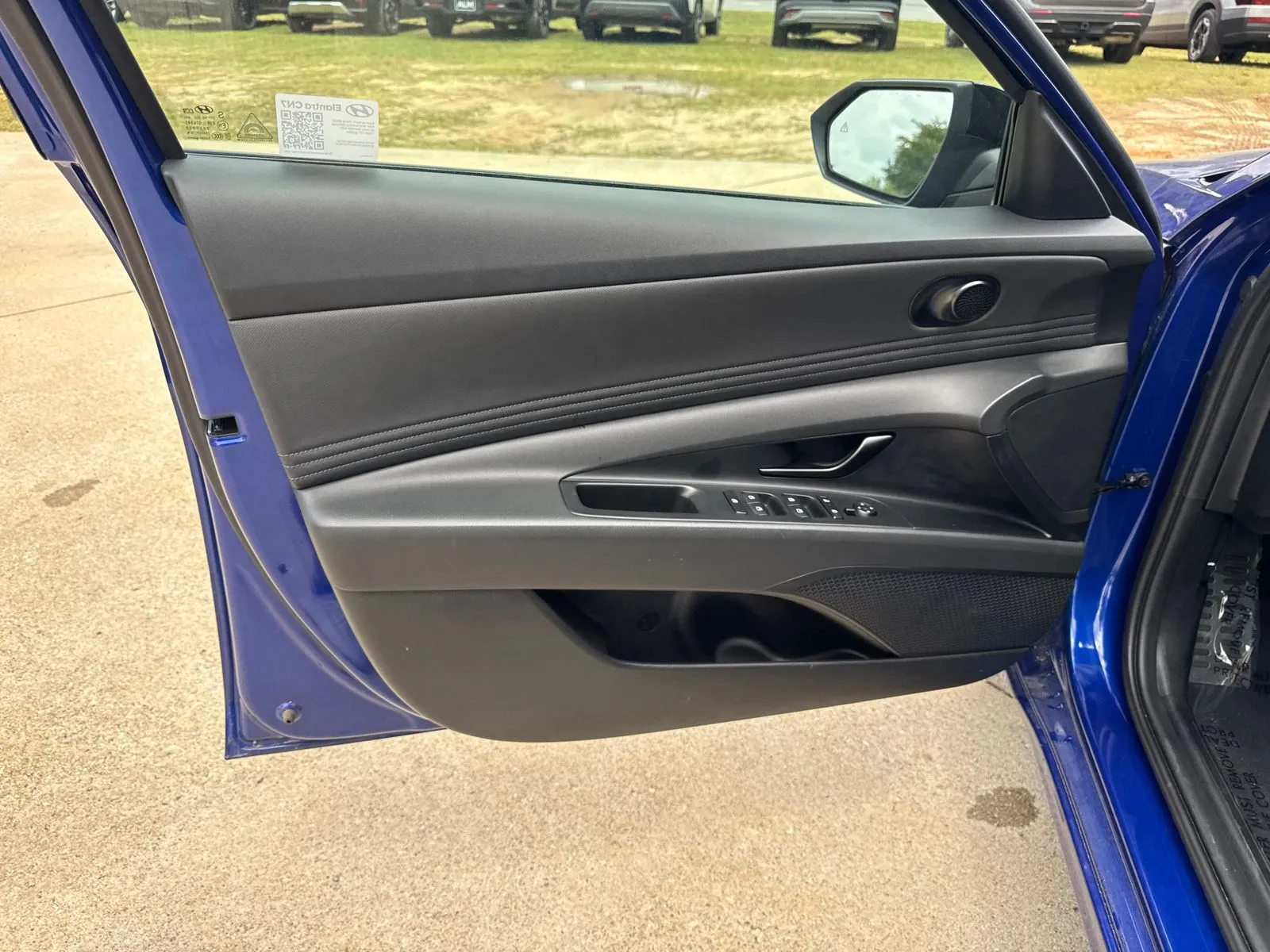 2025 Hyundai Elantra SEL - Photo 10