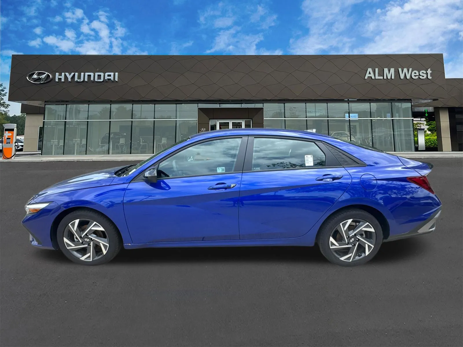 2025 Hyundai Elantra SEL - Photo 8