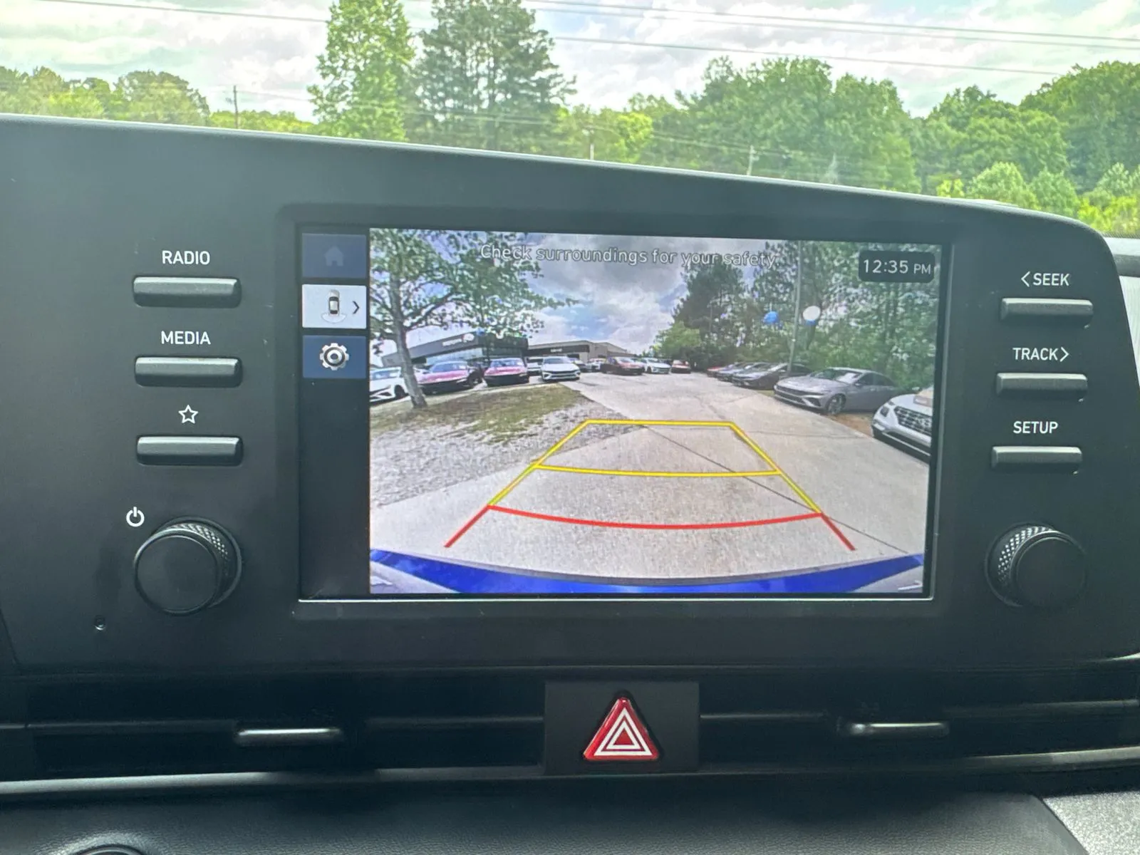 2025 Hyundai Elantra SEL - Photo 29