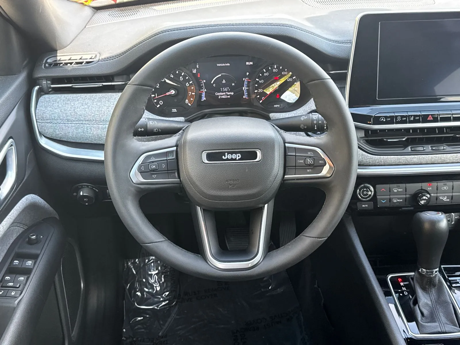 2025 Jeep Compass Latitude - Photo 23
