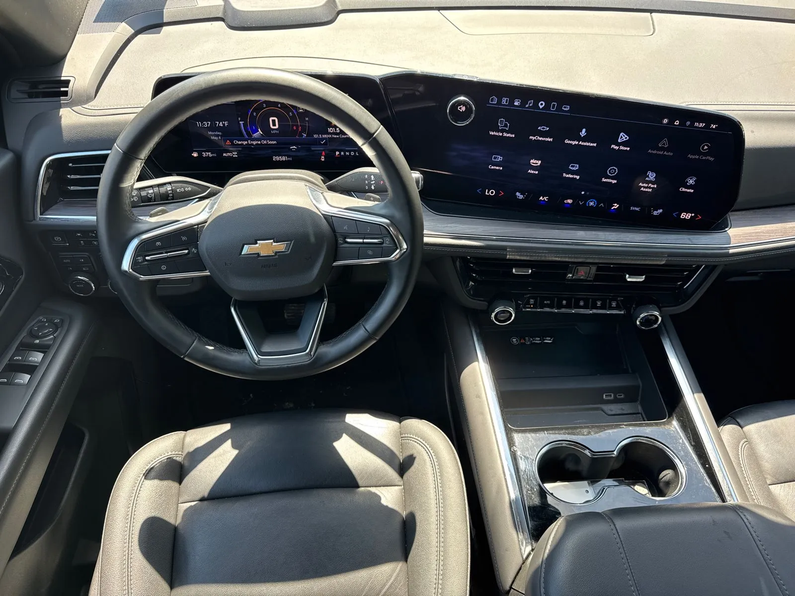 2025 Chevrolet Tahoe LT - Photo 23
