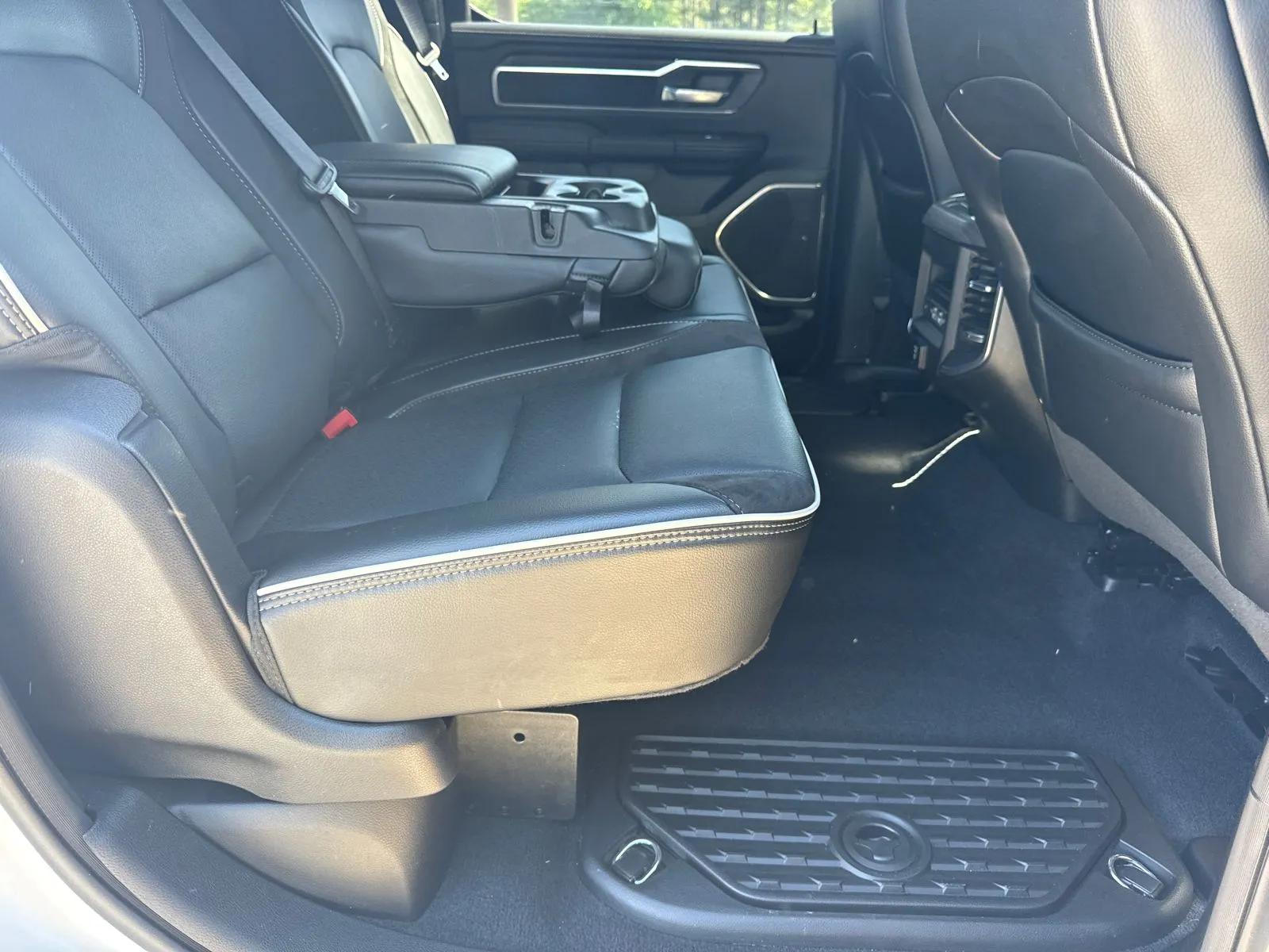 2026 RAM Ram 1500 Pickup Laramie - Photo 15