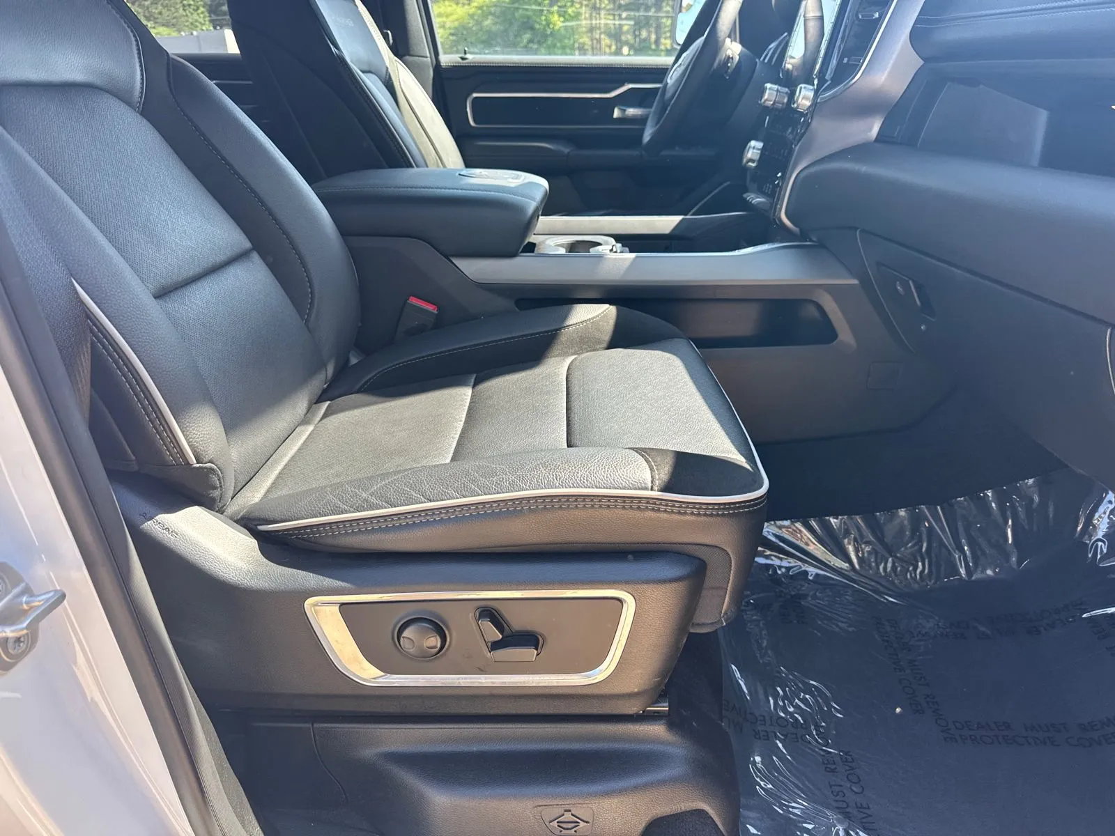2026 RAM Ram 1500 Pickup Laramie - Photo 13