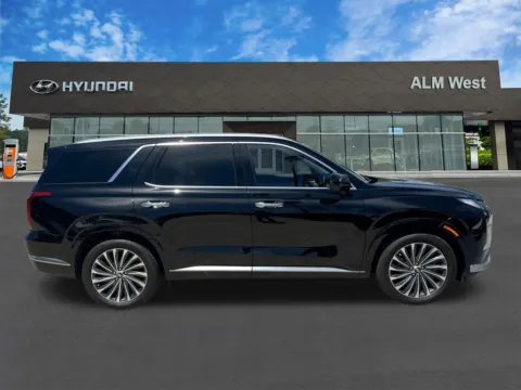 More photos of 2025 Hyundai Palisade Calligraphy at ALM Hyundai West, GA