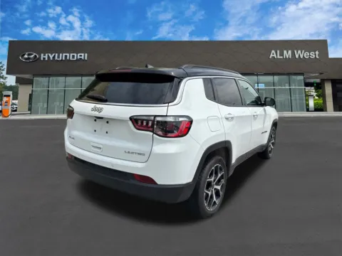 More photos of 2025 Jeep Compass Limited at ALM Hyundai West, GA
