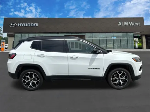 More photos of 2025 Jeep Compass Limited at ALM Hyundai West, GA