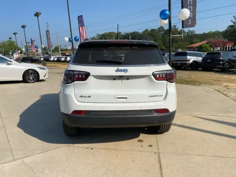 More photos of 2025 Jeep Compass Limited at ALM Hyundai West, GA