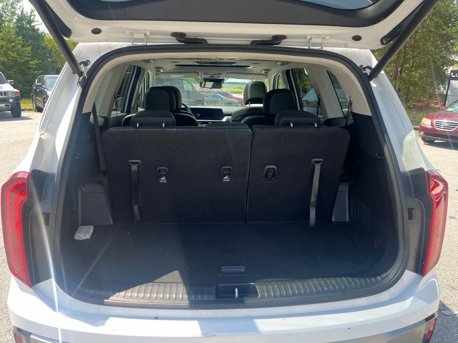 2025 Kia Telluride S - Photo 20