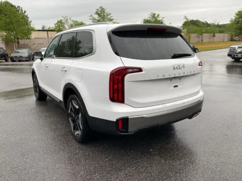 More photos of 2025 Kia Telluride S at ALM Hyundai West, GA