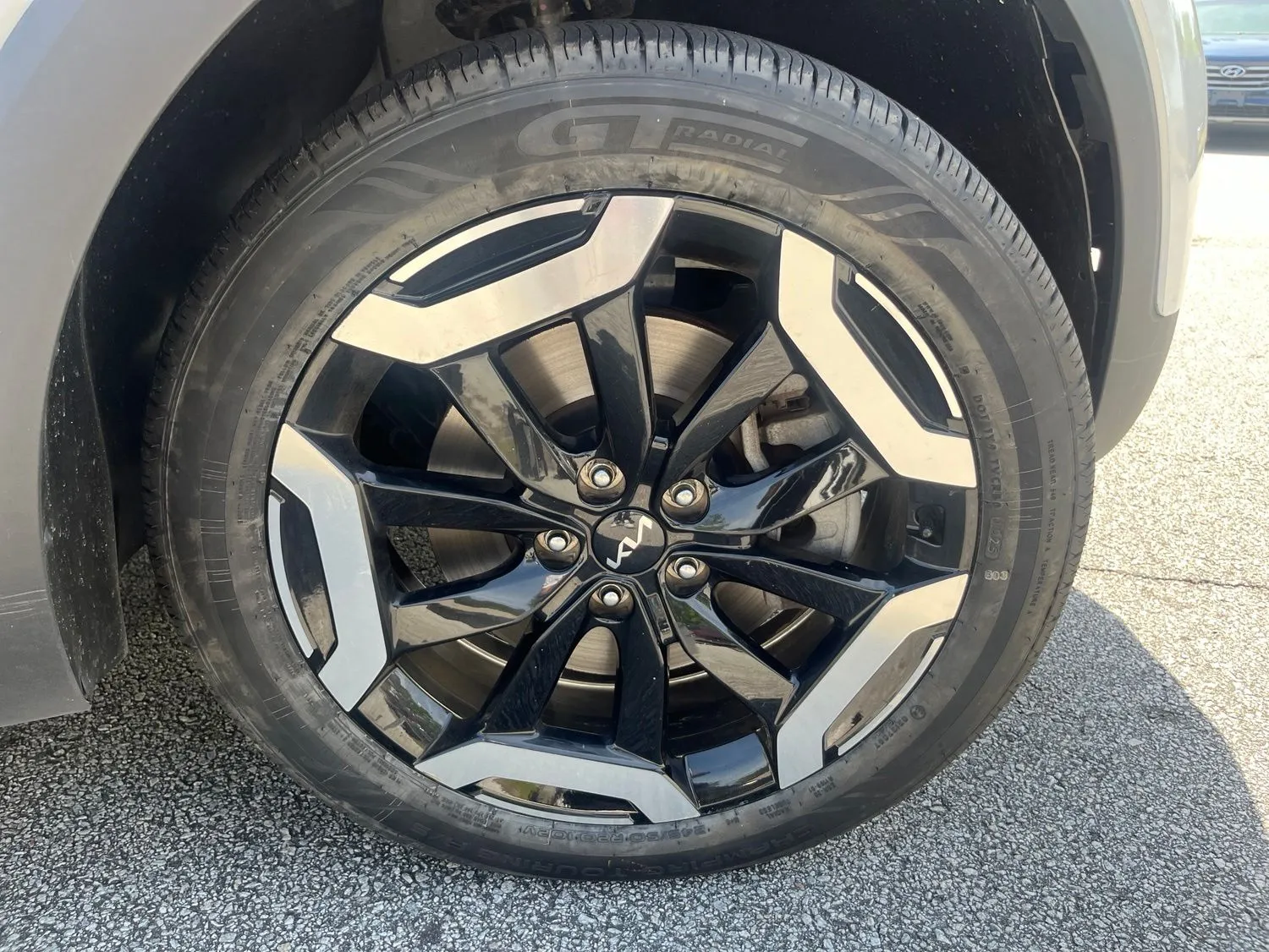 2025 Kia Telluride S - Photo 22