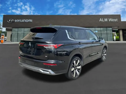 More photos of 2025 Mitsubishi Outlander SE at ALM Hyundai West, GA