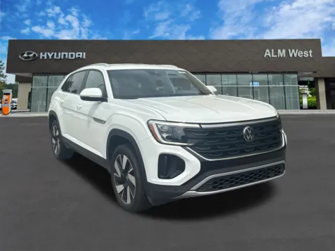 Another view of 2025 Volkswagen Atlas Cross Sport 2.0T SE w/Technology for sale in Lithia Springs, GA at ALM Hyundai West