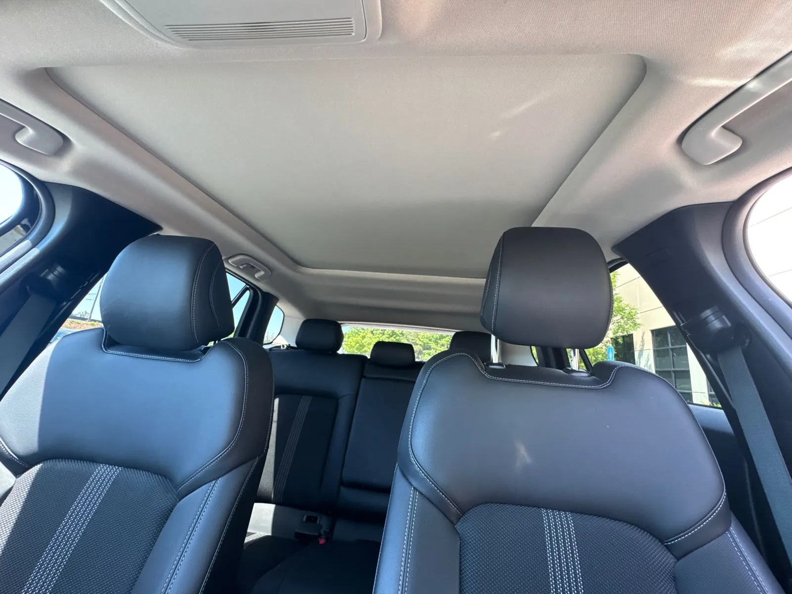 2024 Mazda CX-50 S PREMIUM - Photo 32