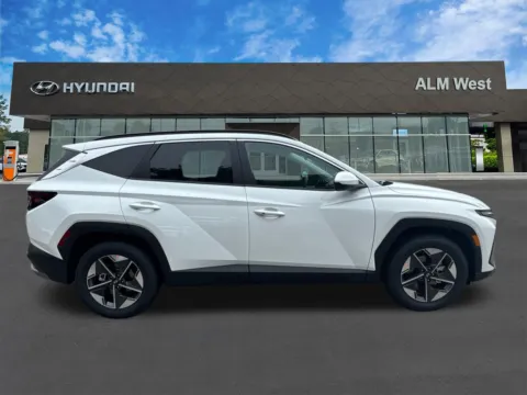 More photos of 2026 Hyundai Tucson SEL at ALM Hyundai West, GA