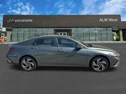 More photos of 2025 Hyundai Elantra SEL Sport at ALM Hyundai West, GA