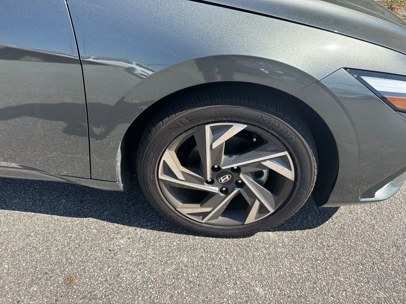 2025 Hyundai Elantra SEL - Photo 12