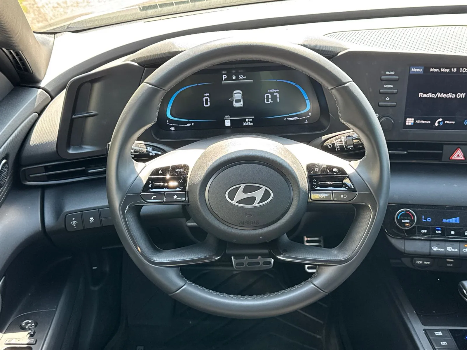 2025 Hyundai Elantra SEL - Photo 23