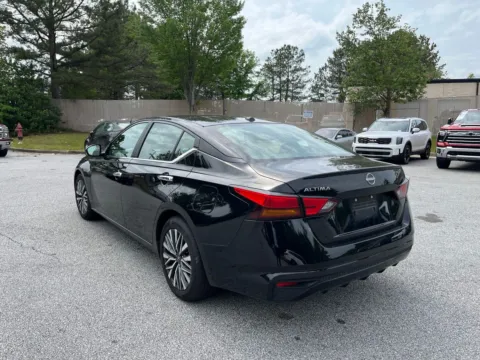 Another view of 2025 Nissan Altima 2.5 SV for sale in Lithia Springs, GA at ALM Hyundai West