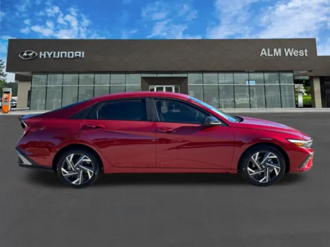 More photos of 2025 Hyundai Elantra SEL Sport at ALM Hyundai West, GA