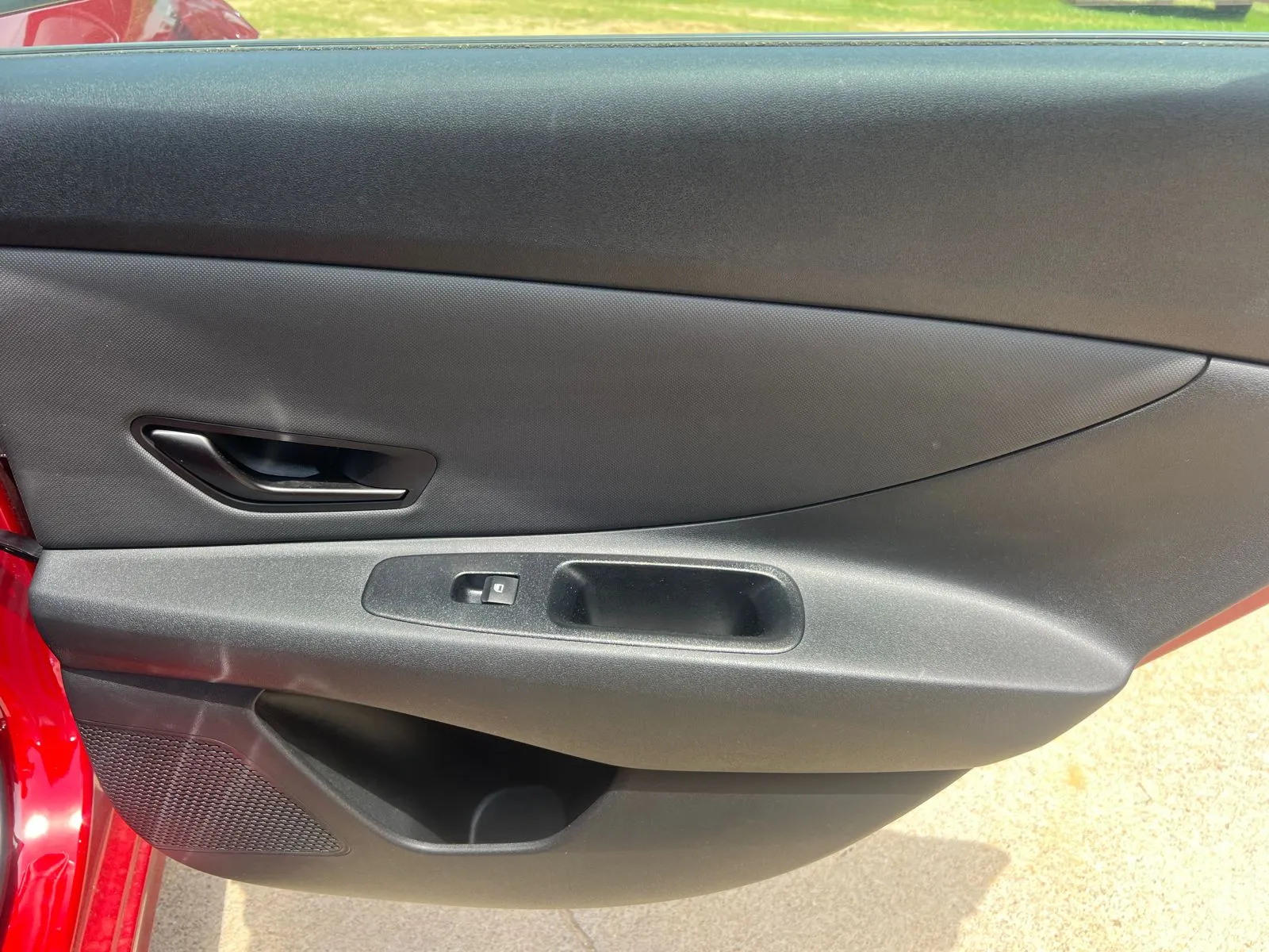 2025 Hyundai Elantra SEL - Photo 15