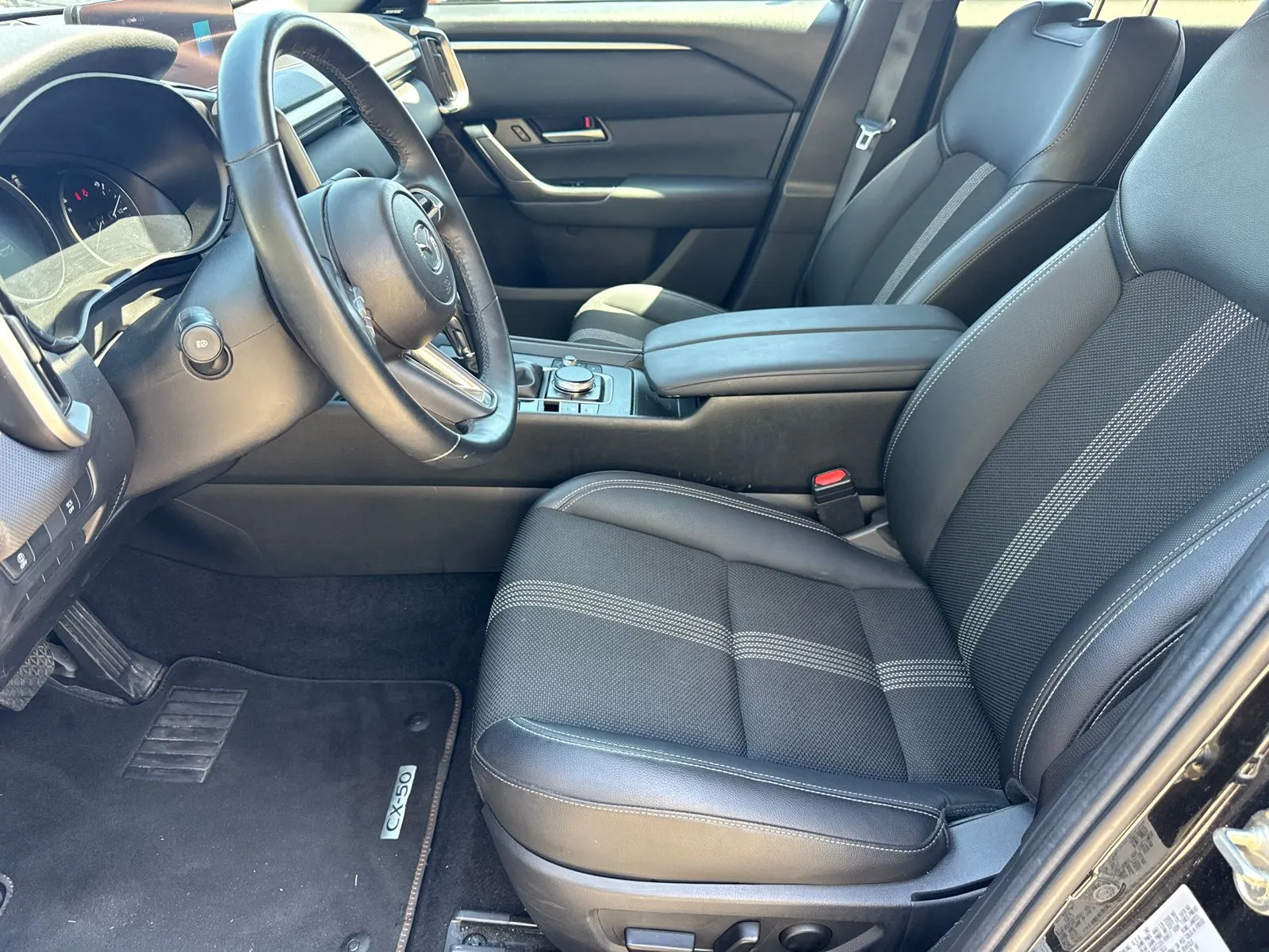 2025 Mazda CX-50 Premium - Photo 9