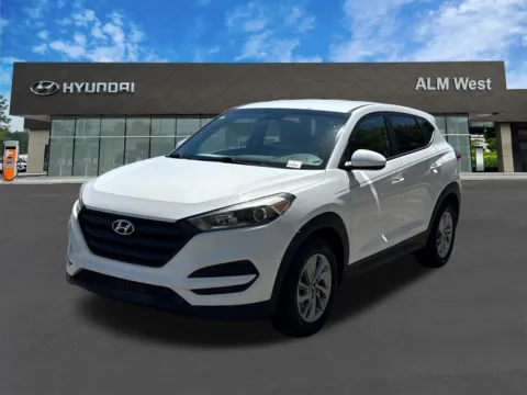 White 2018 Hyundai Tucson SE for sale in Lithia Springs, GA