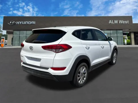 More photos of 2018 Hyundai Tucson SE at ALM Hyundai West, GA