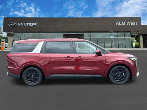 More photos of 2025 Kia Carnival LXS at ALM Hyundai West, GA