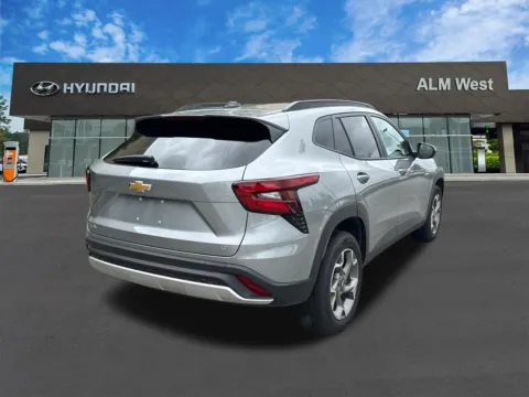 More photos of 2025 Chevrolet Trax LT at ALM Hyundai West, GA