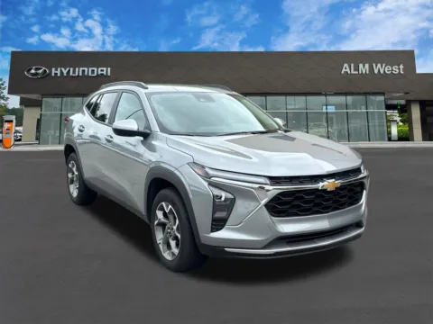 Another view of 2025 Chevrolet Trax LT for sale in Lithia Springs, GA at ALM Hyundai West