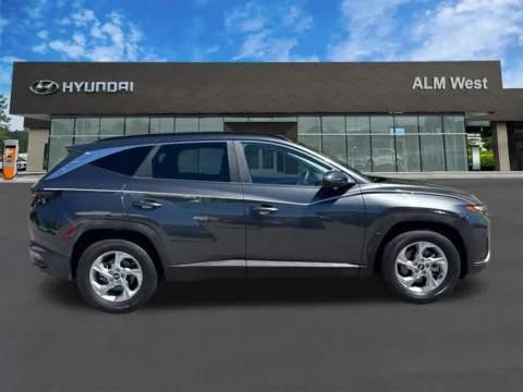 More photos of 2022 Hyundai Tucson SEL at ALM Hyundai West, GA