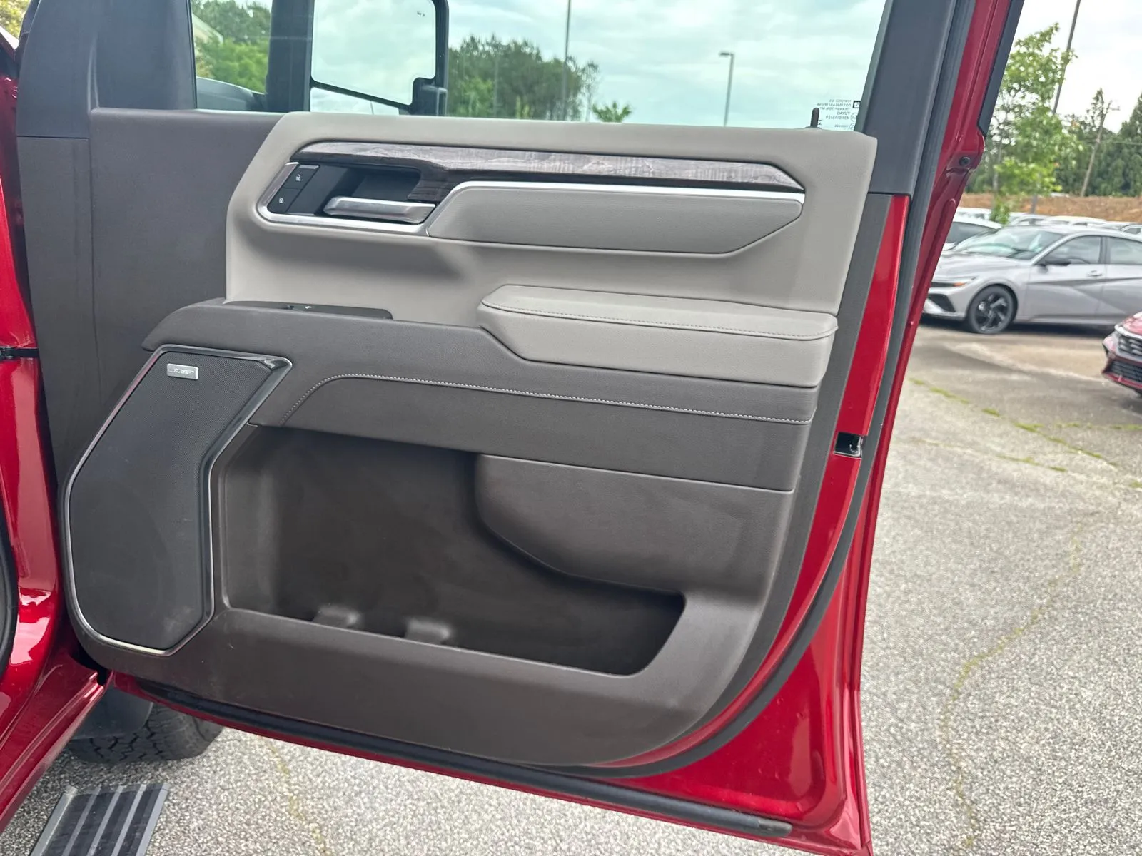 2025 Chevrolet Silverado 2500HD LTZ - Photo 14