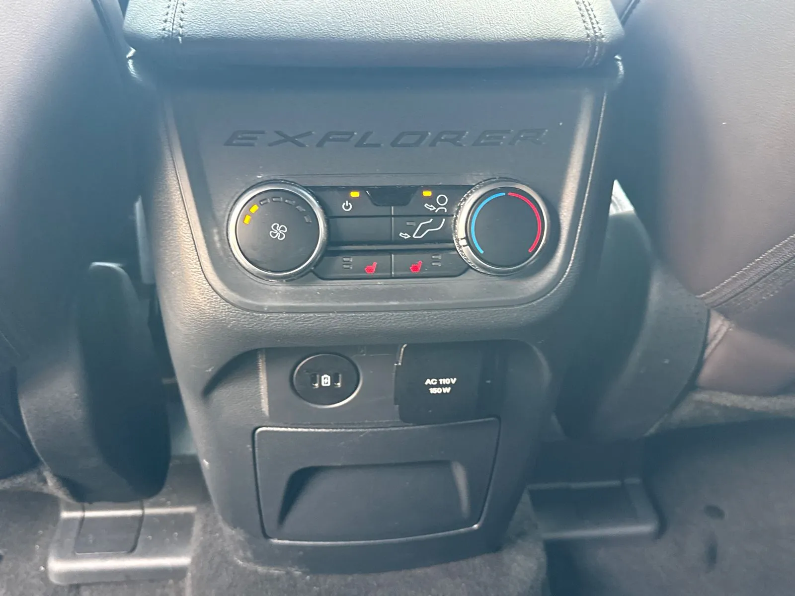 2026 Ford Explorer Platinum - Photo 25
