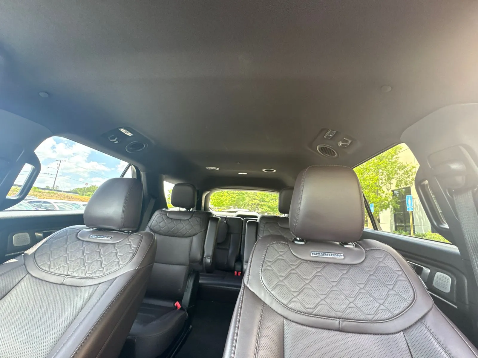 2026 Ford Explorer Platinum - Photo 32