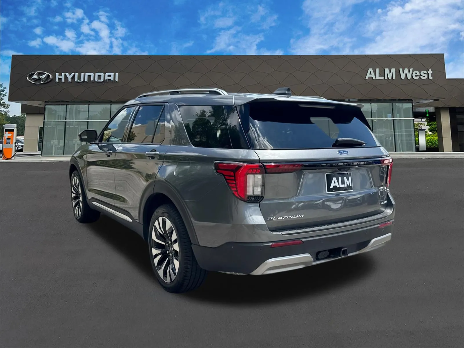 2026 Ford Explorer Platinum - Photo 7